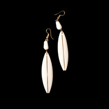 Load image into Gallery viewer, Horn Essence Earrings